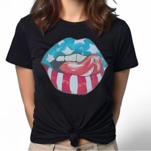 Howdy‎ Darlin Hat Co Unisex Patriotic American Flag Lips Graphic T-Shirt Black